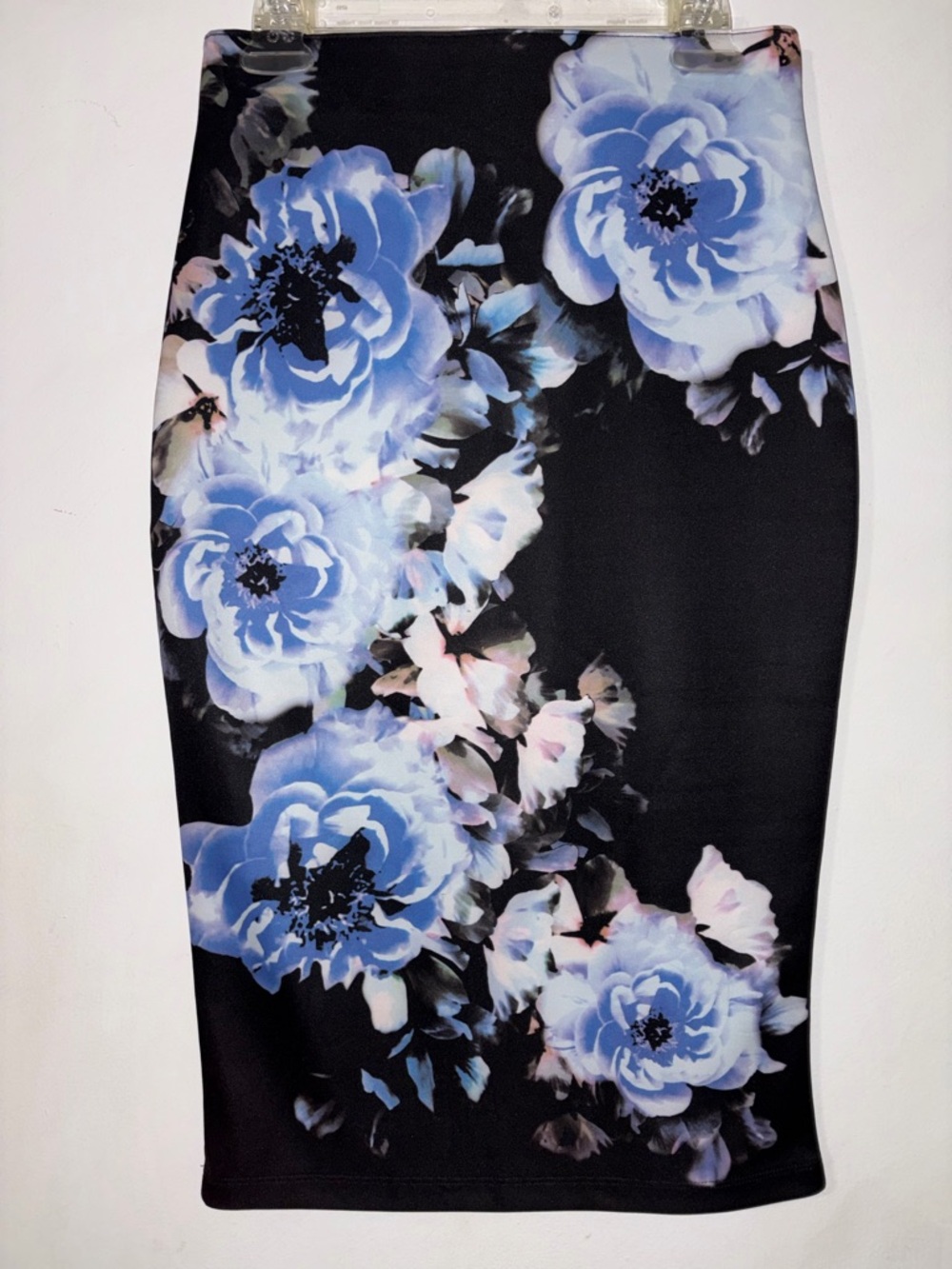Apt. 9 Black Pencil Skirt with Blue Floral Print